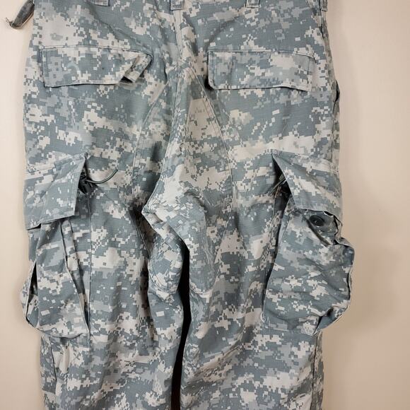 Army Digital Camo Cargo Pants with Button Fly Size S - Picture 7 of 12